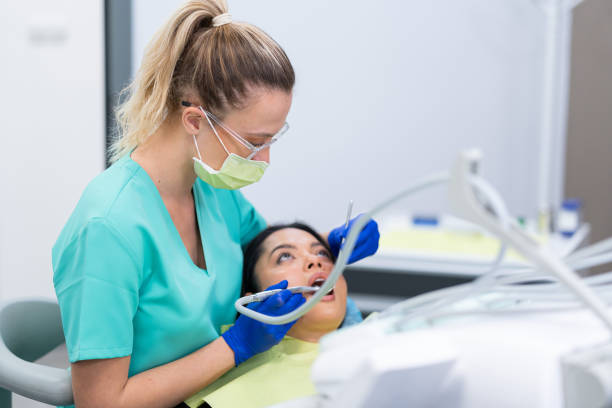 Best Emergency Dental Extractions in Clyde, OH